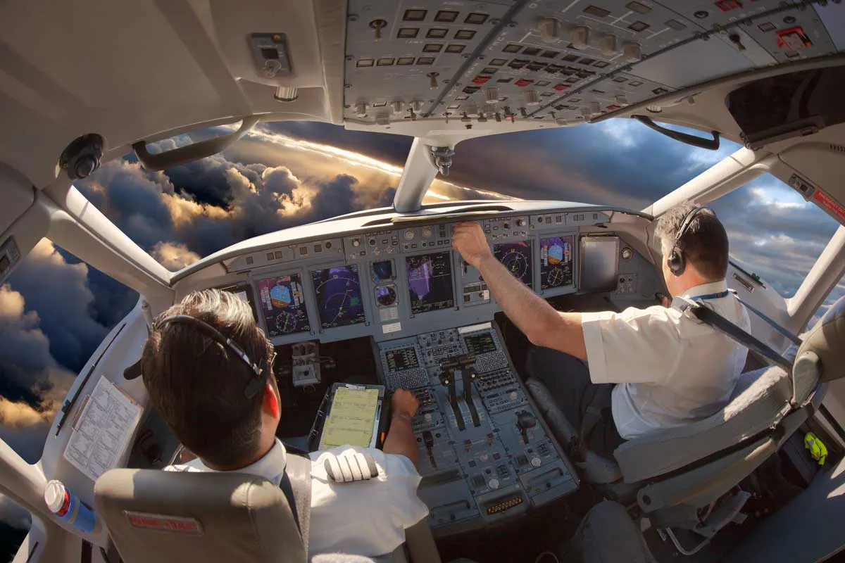 Airline pilot salary