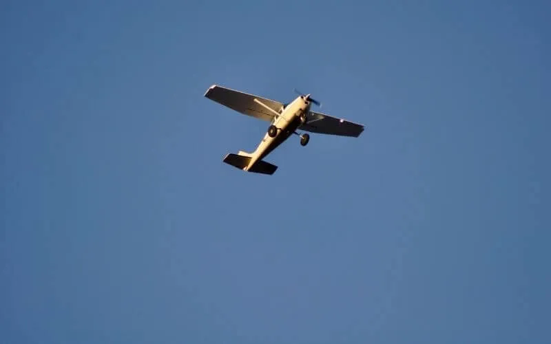 pilot flying a touch and go