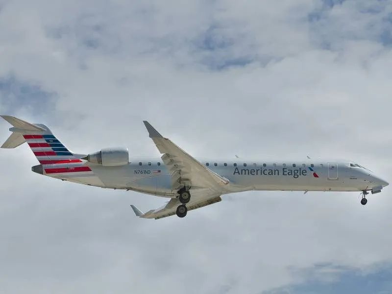 regional airline Envoy