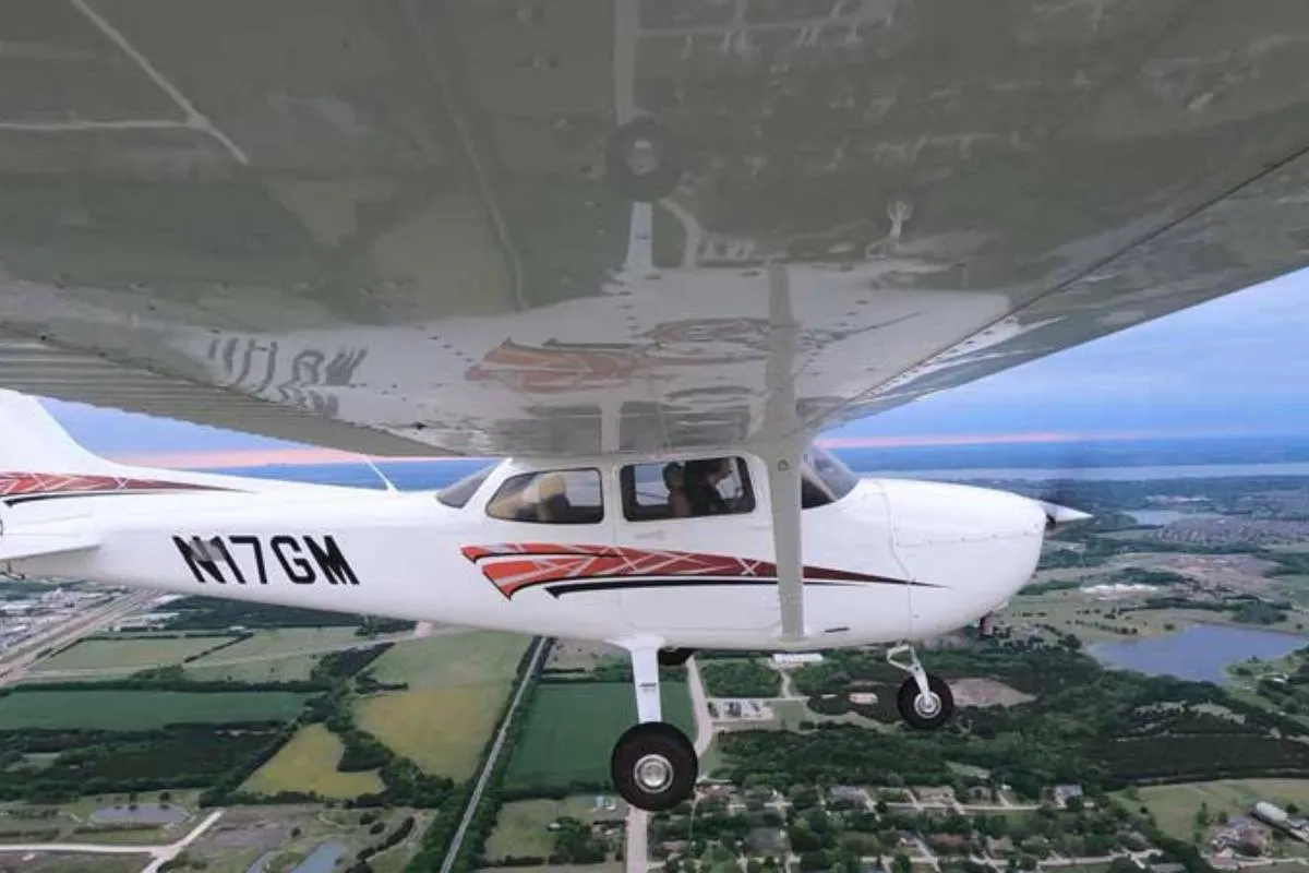 Cessna 172 Emergency Checklist